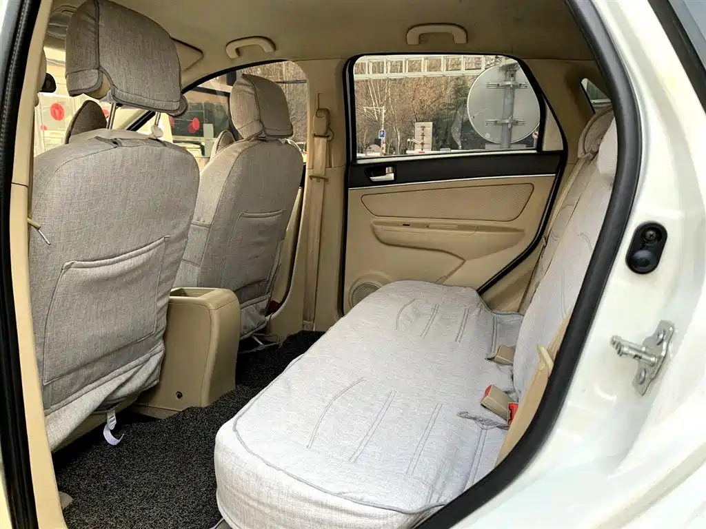 BAIC NEW ENERGY EV