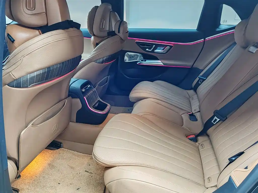 Mercedes-Benz E-Class 2025 E 300 L Luxury фото 13