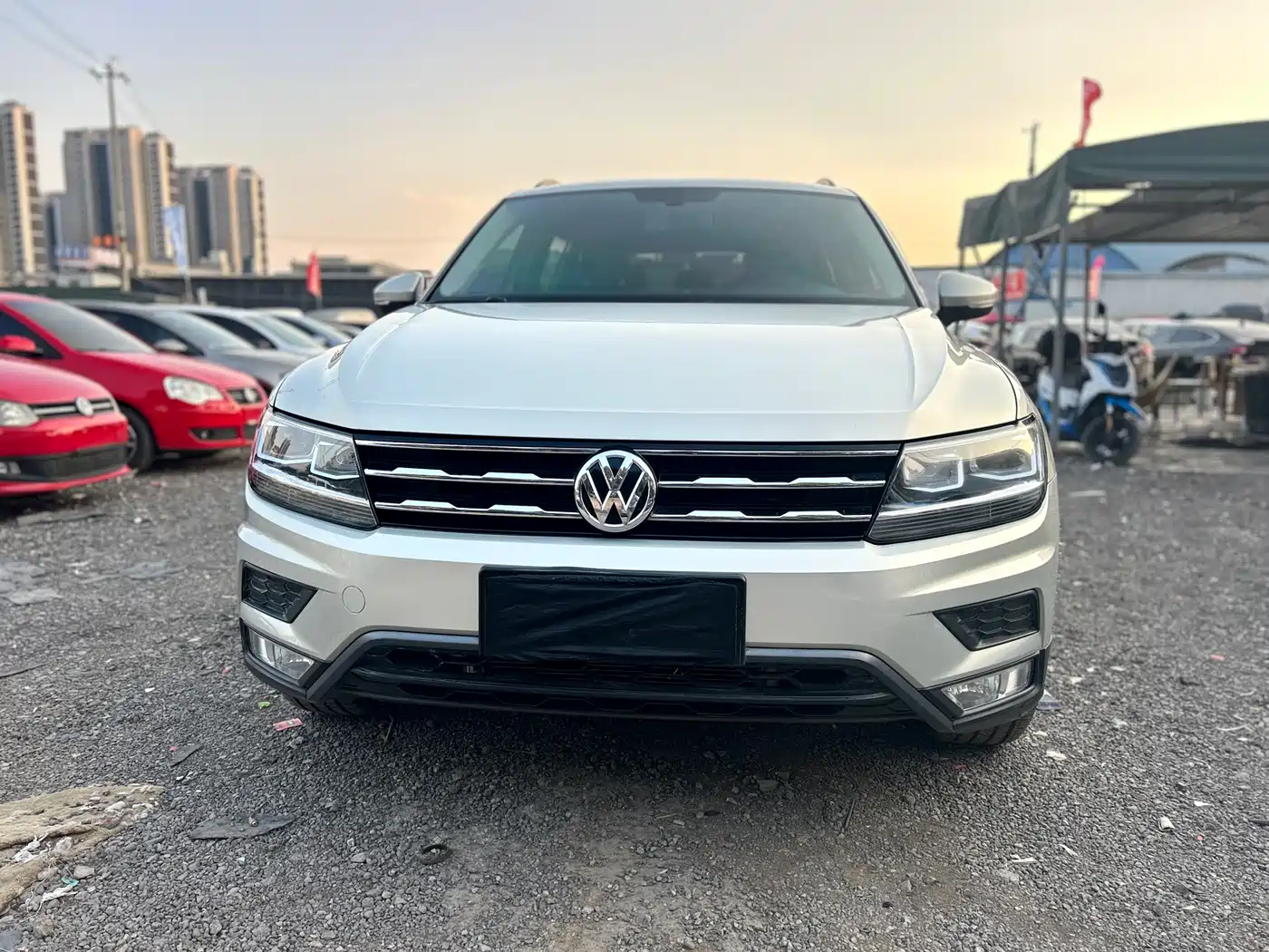 Volkswagen Tiguan L 2017 330TSI Automatic 2WD Trend Edition фото 2