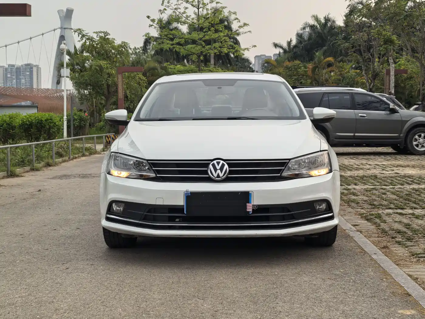 Volkswagen Sagitar 2017 230TSI Automatic Comfort фото 2
