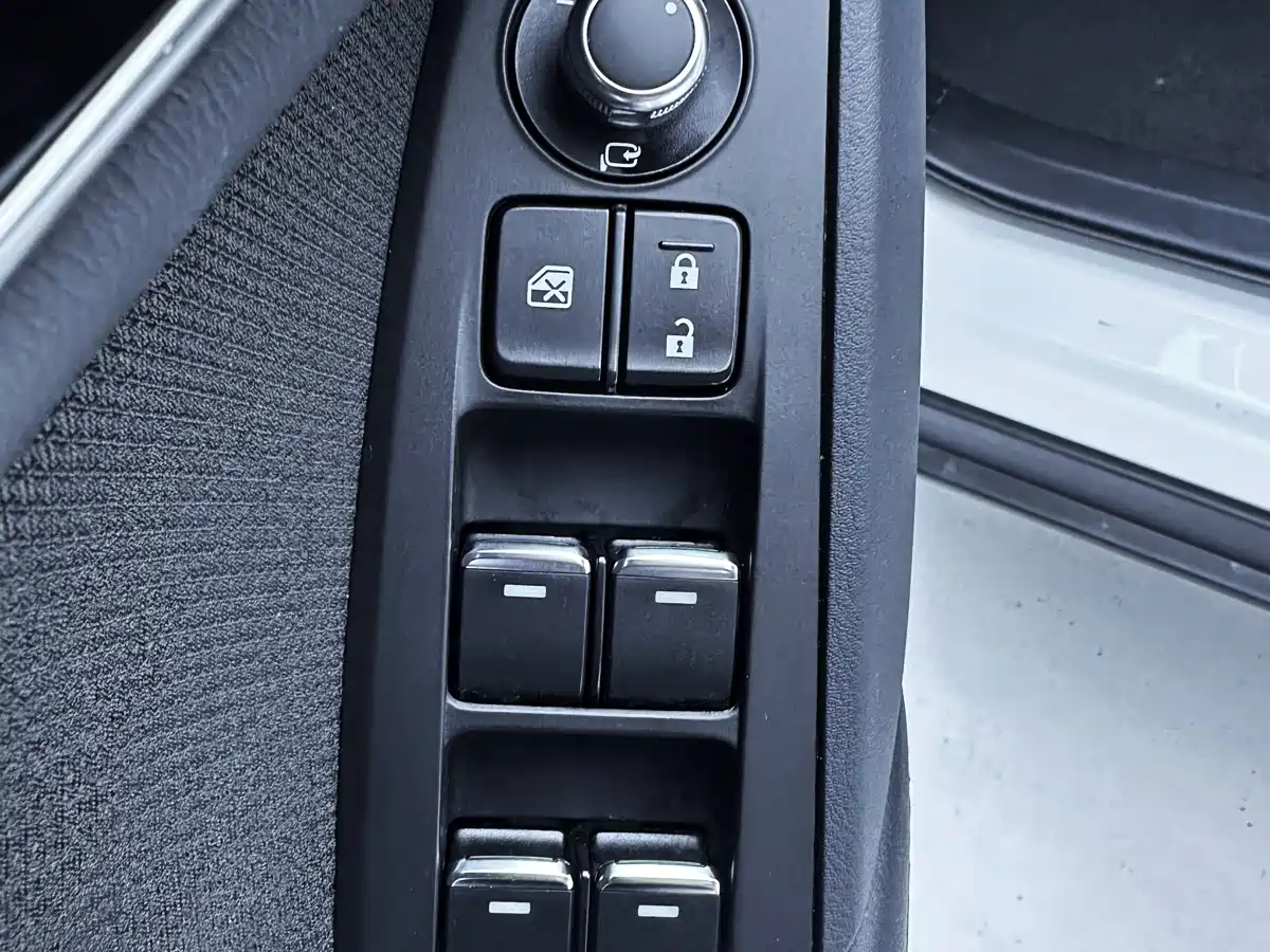 Mazda CX-4 2023 2021 2.0L Auto FWD Skyactiv Vitality Edition