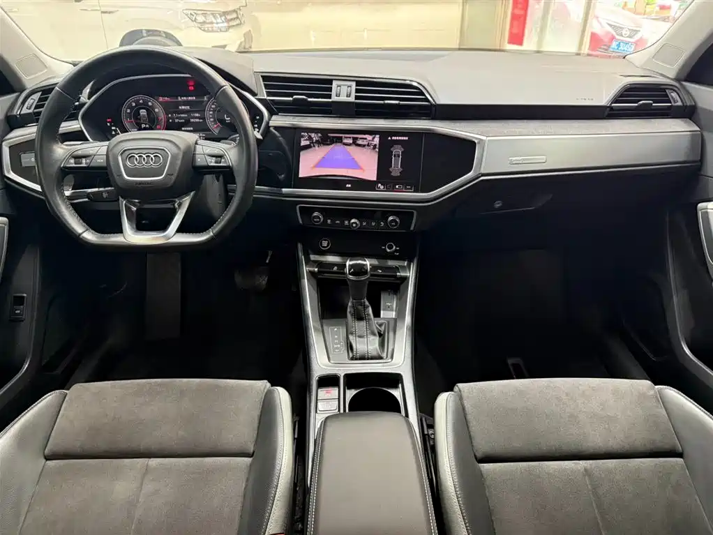 Audi Q3 2022 35 TFSI Fashion Dynamic фото 20