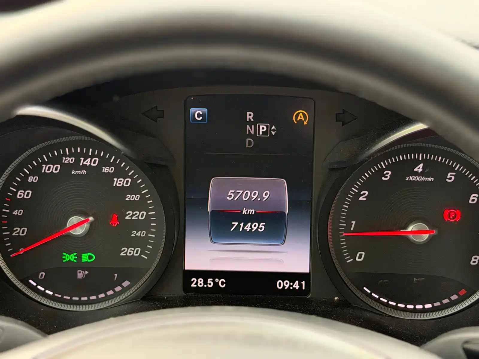 Фото 14 - Mercedes-Benz C-Class