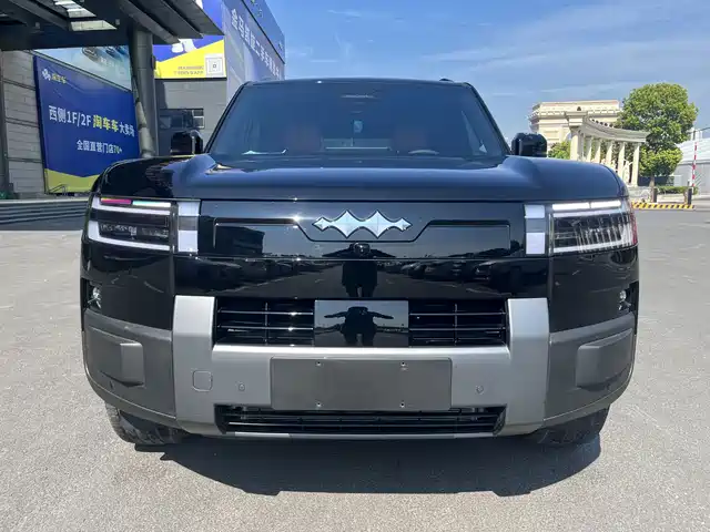 Fang Cheng Bao Titanium 7 2025 200KM Front-Wheel Drive Max Edition — фото 3