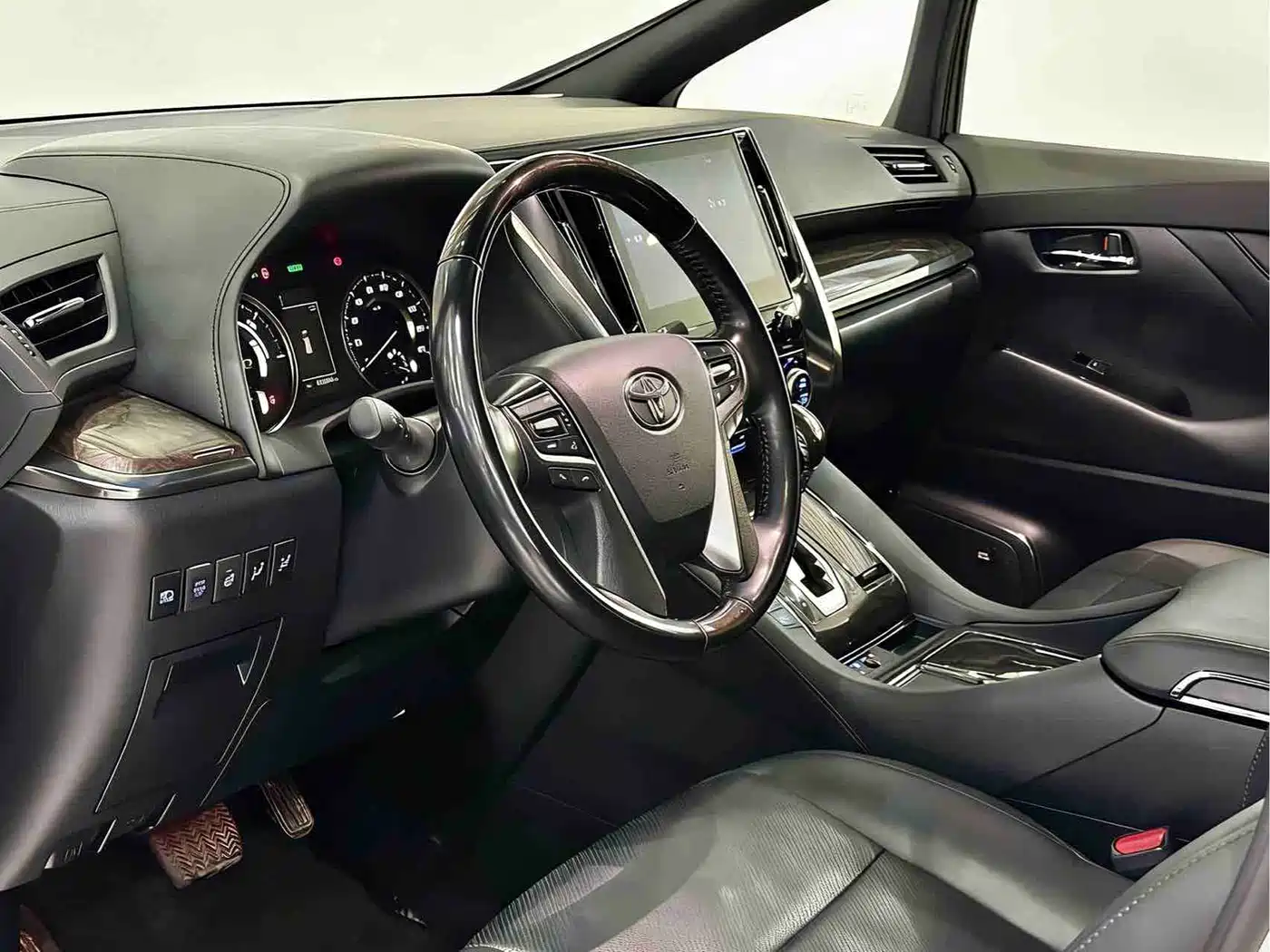 Toyota Alphard 2021 Hybrid 2.5L Premium фото 9