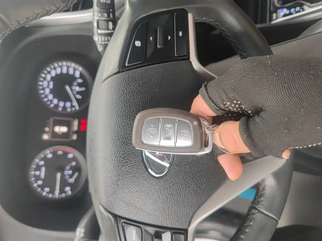 Hyundai Tucson 2018 1.6T DCT 2WD 15th Anniversary Special Edition фото 9