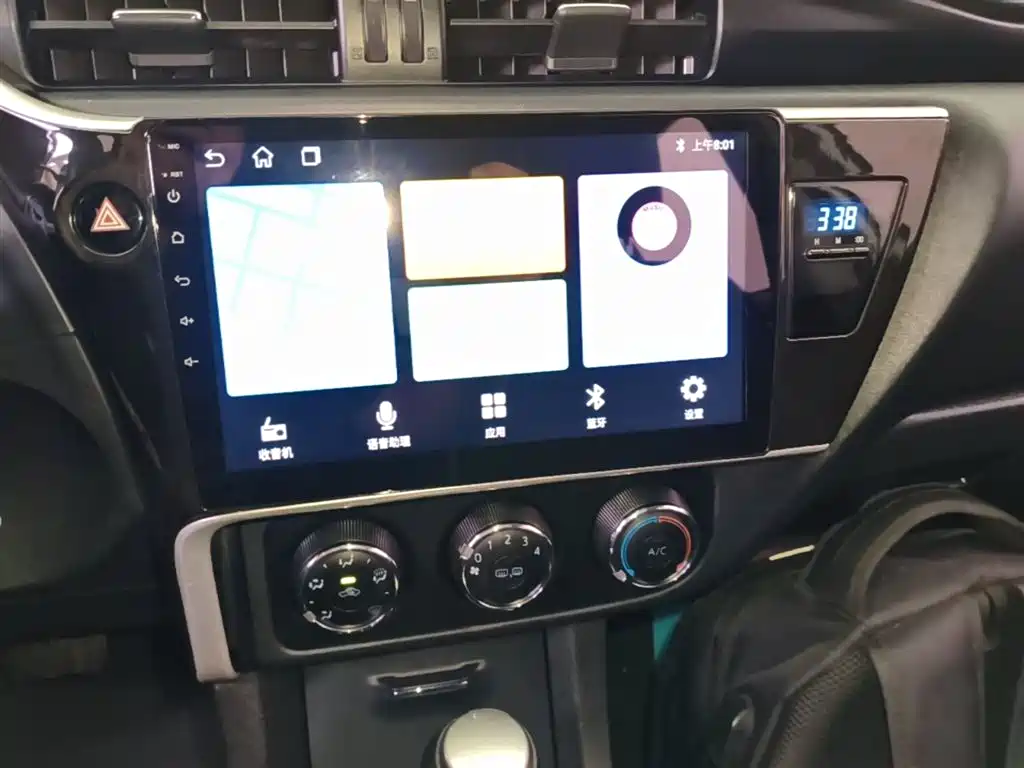 Toyota Corolla 2017 Facelift 1.2T S-CVT GL фото 13