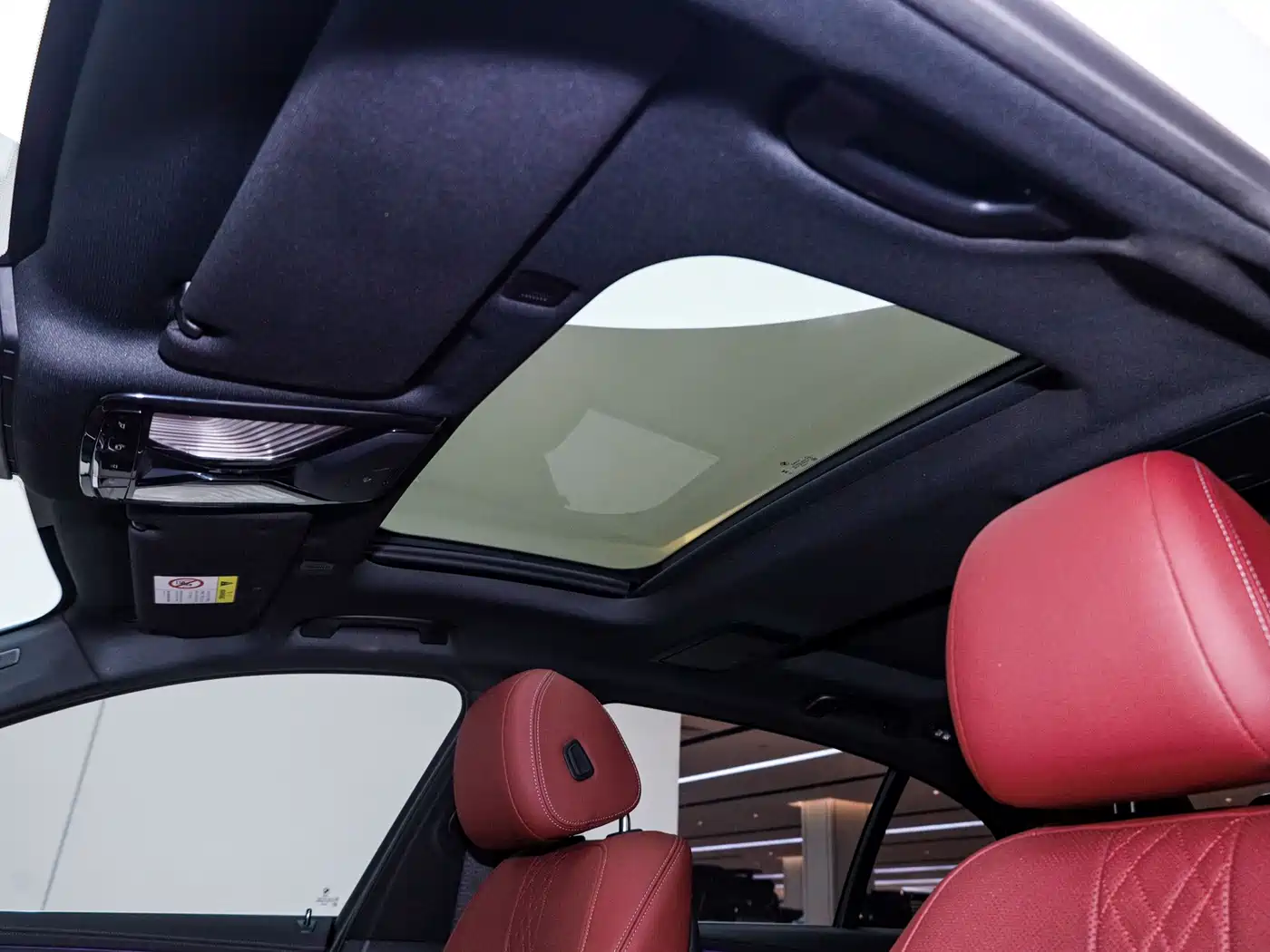 BMW 5 Series 2023 530Li Leading M Sport Package фото 20