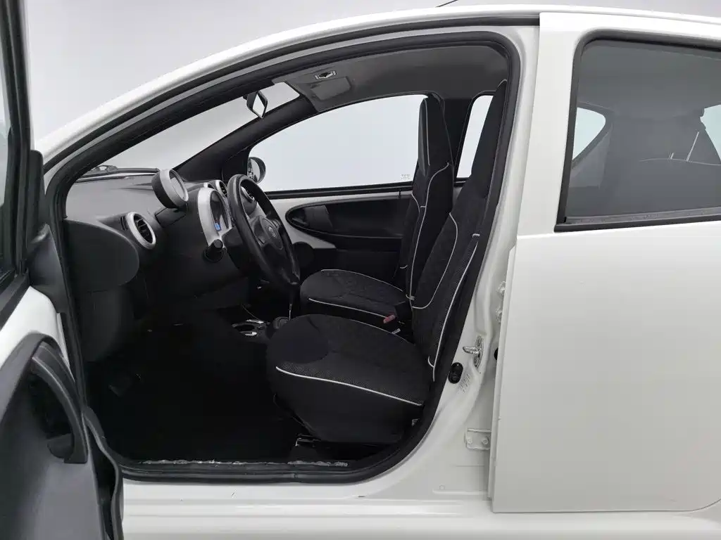 BYD F0 2017 2015 1.0L AMT Xuan Cool Edition