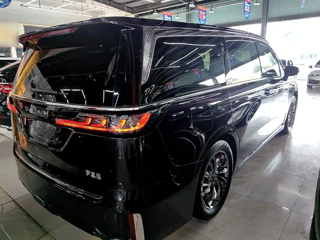 Voyah Auto Voyah Dreamer 2022 2022 Low-carbon Dream+Smart Package