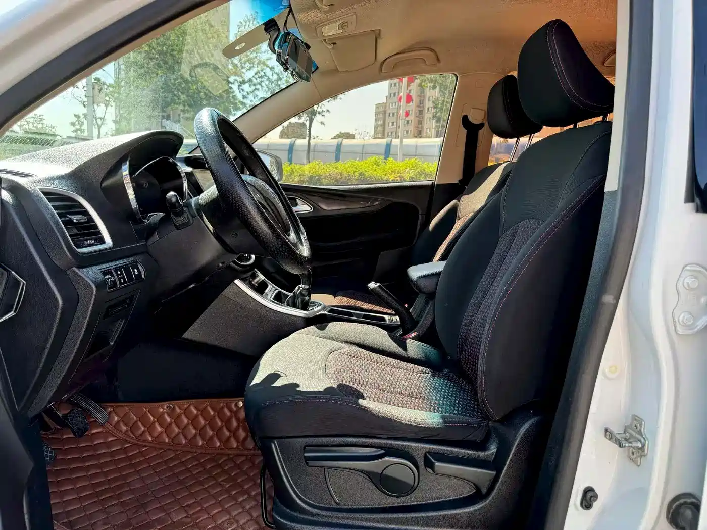 Baojun 560 2017 2016 1.8L Manual Value