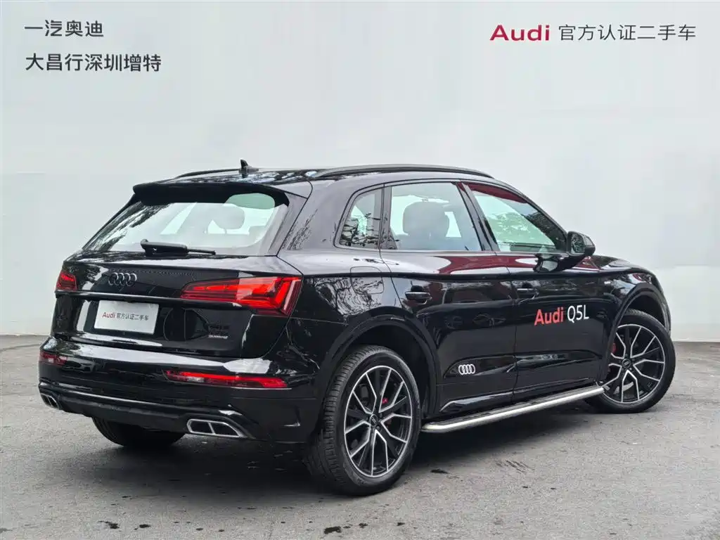Фото 3 - Audi Q5L