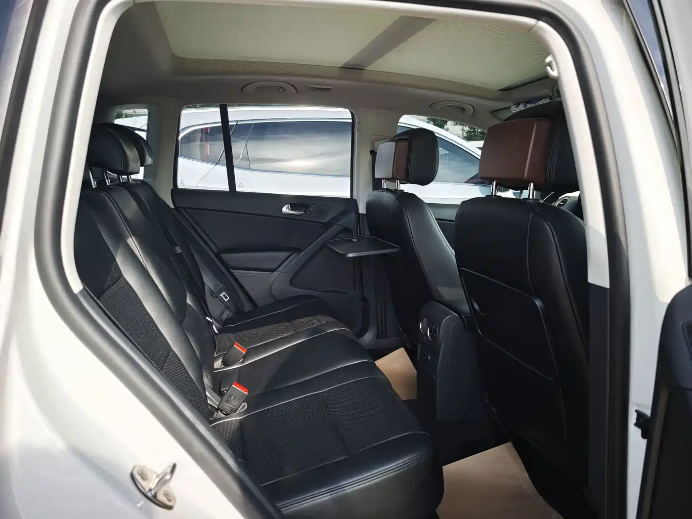 Фото 9 - Volkswagen Tiguan