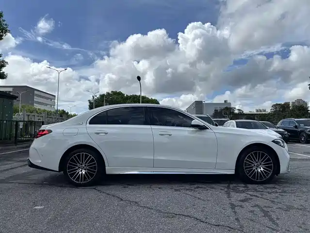 Mercedes-Benz C-Class 2024 C 260 L Sport — фото 3