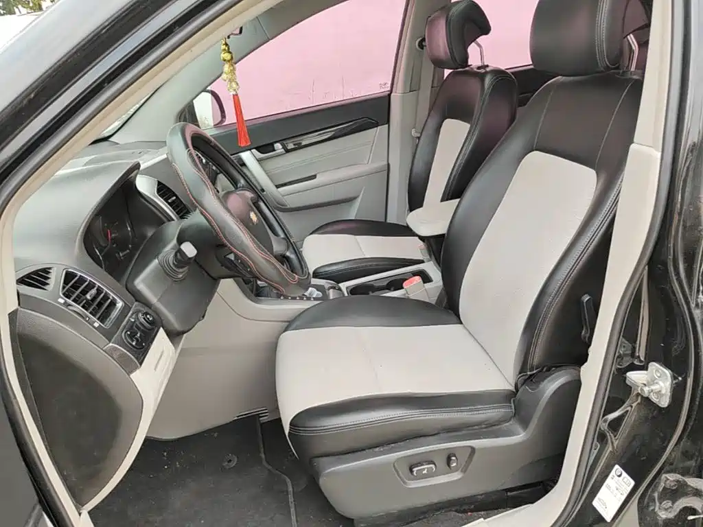 صورة 15 - Chevrolet Captiva