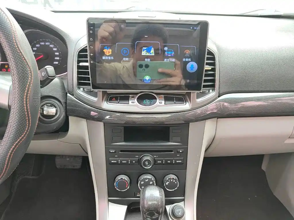 صورة 13 - Chevrolet Captiva