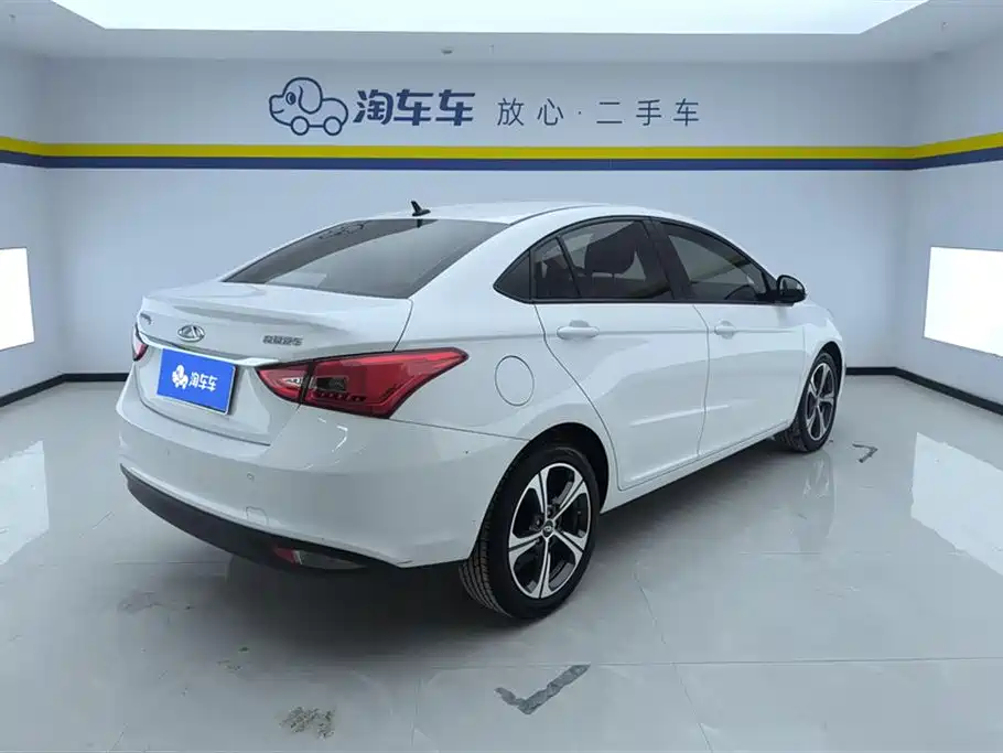CHERY ARRIZO 5