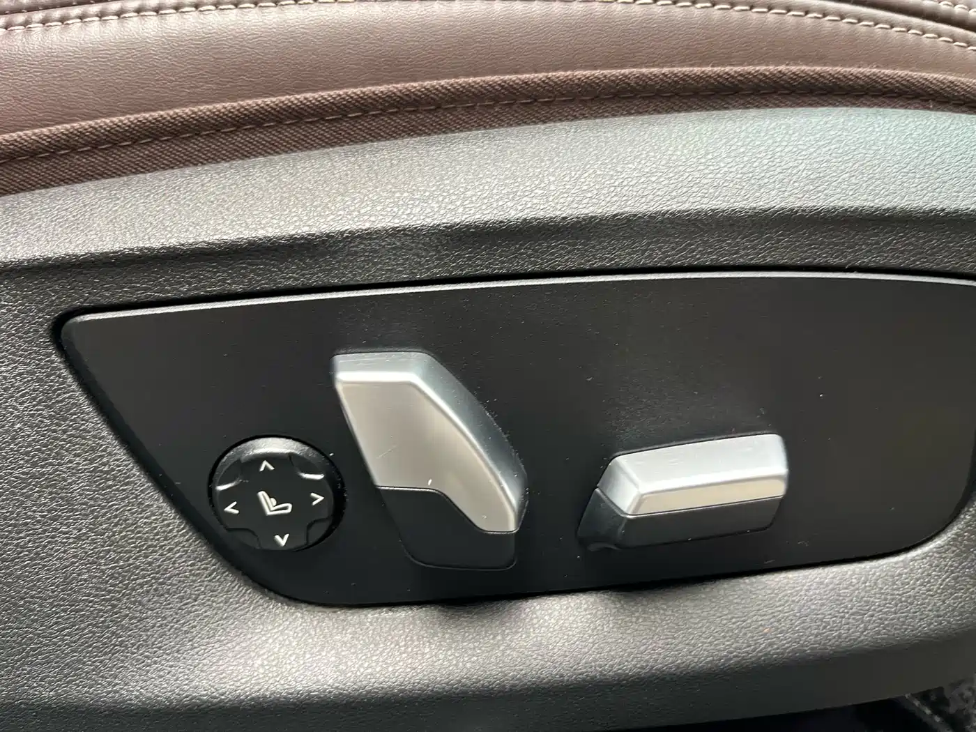 BMW 5 Series 2018 Facelift 530Li Leading Luxury Package фото 25