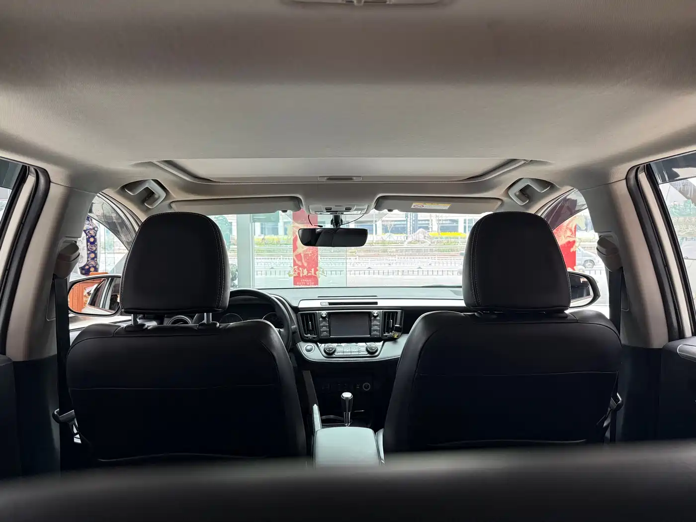 Toyota RAV4 Rongfang 2016 2.0L CVT 2WD Smart (China V) фото 11