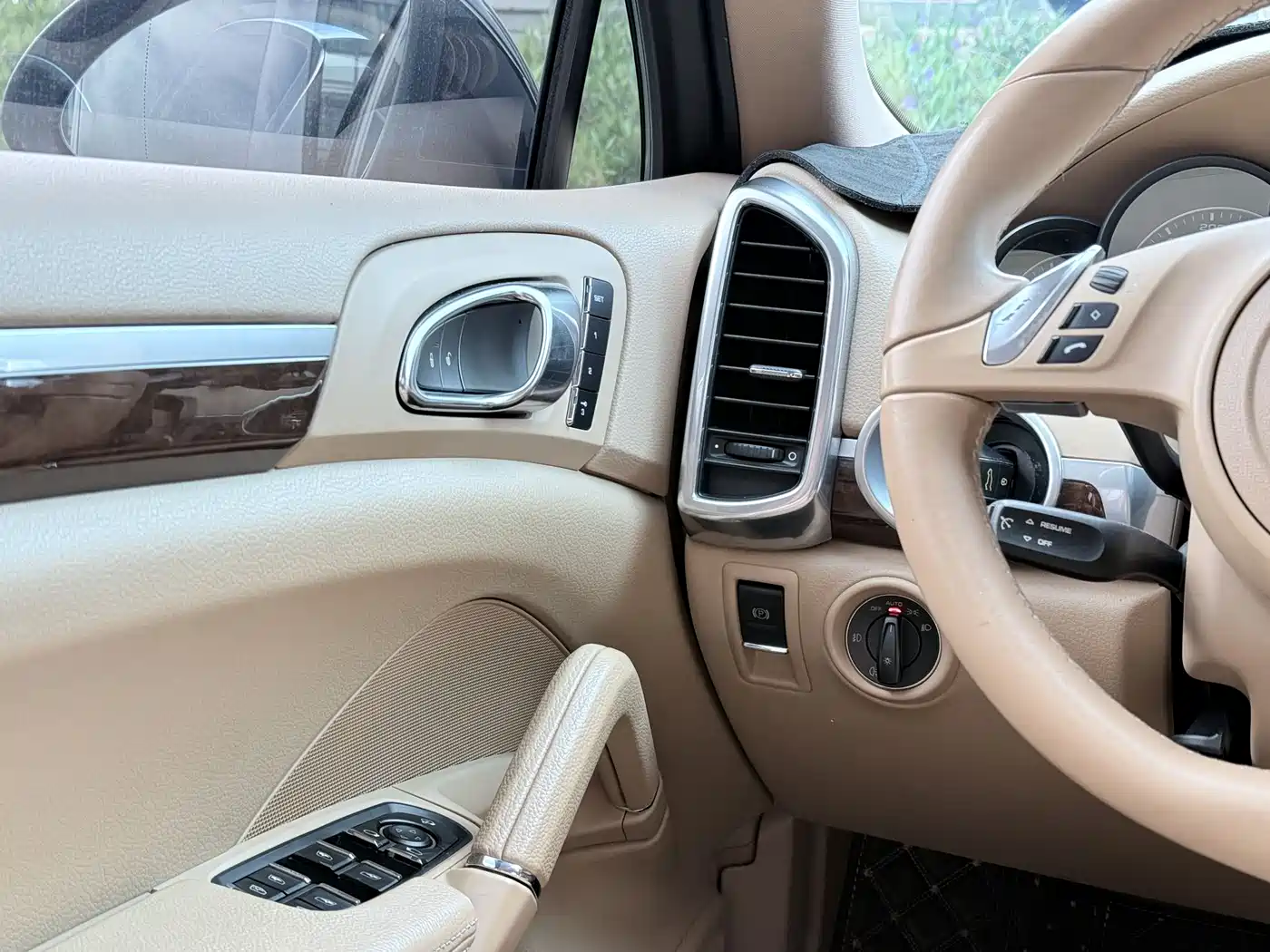 Porsche Cayenne 2011 Cayenne 3.0T фото 14