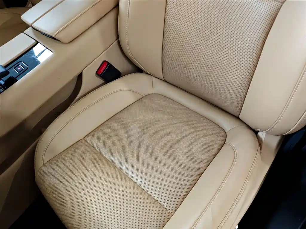 AITO Wenjie AITO M5 2022 Extended Range RWD Standard фото 18