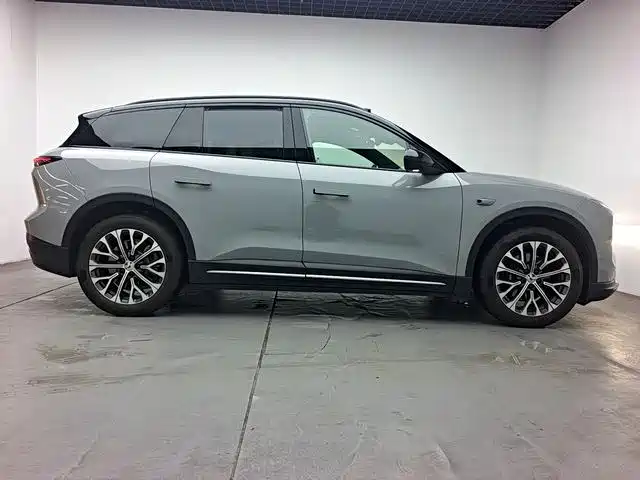 NIO NIO ES6