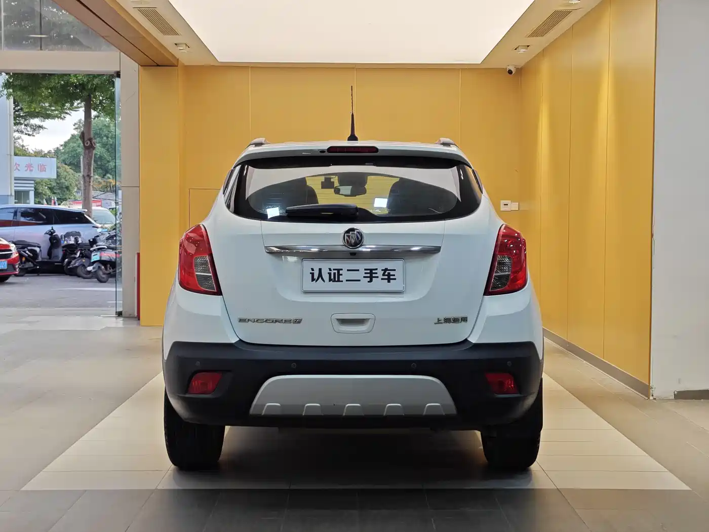 Buick Encore 2014 1.4T Automatic 2WD Urban Elite фото 27