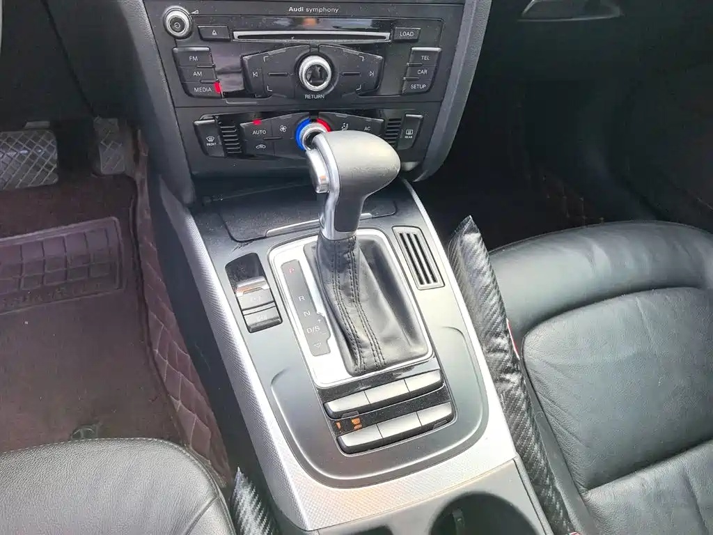 Audi A4L 2013 35 TFSI Automatic Standard фото 15