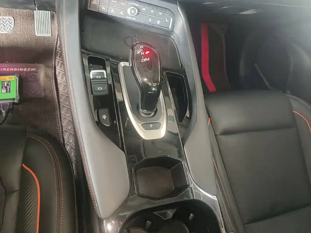 Фото 14 - Haval F7