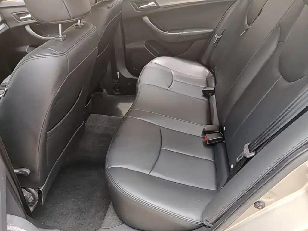 Roewe 360 2018 2018 PLUS 1.5L Automatic Exclusive Edition