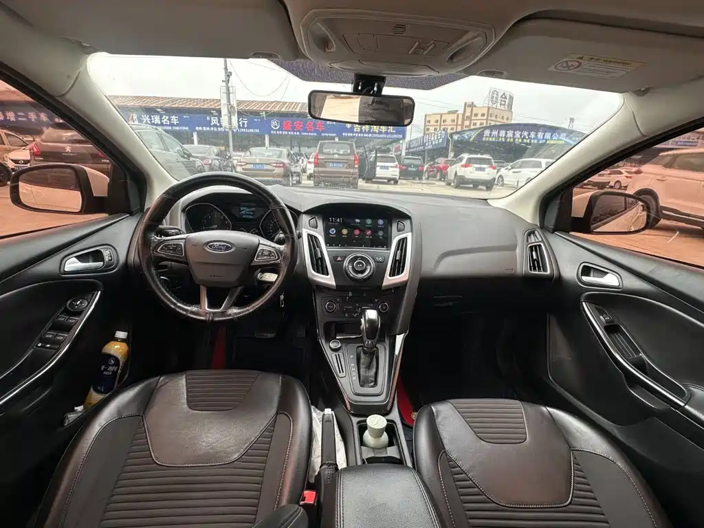 Ford Focus 2017 2015 Hatchback 1.6L Automatic Trend
