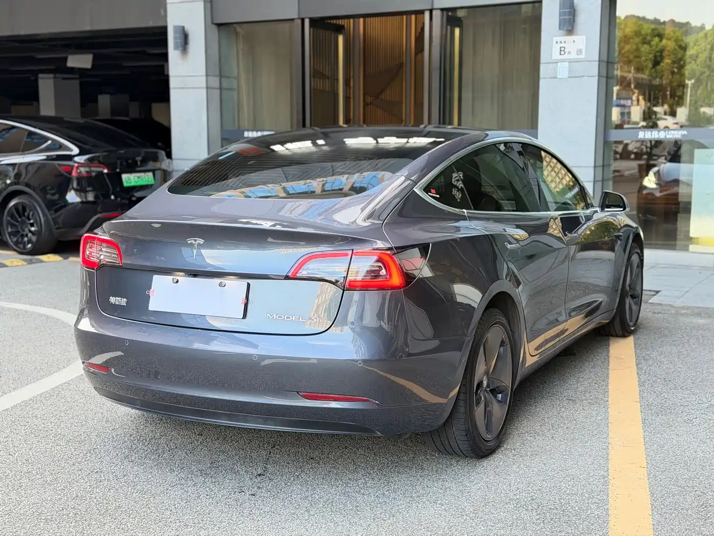 Tesla Model 3 2020 2020 Standard Range Rear-Wheel Drive Upgrade