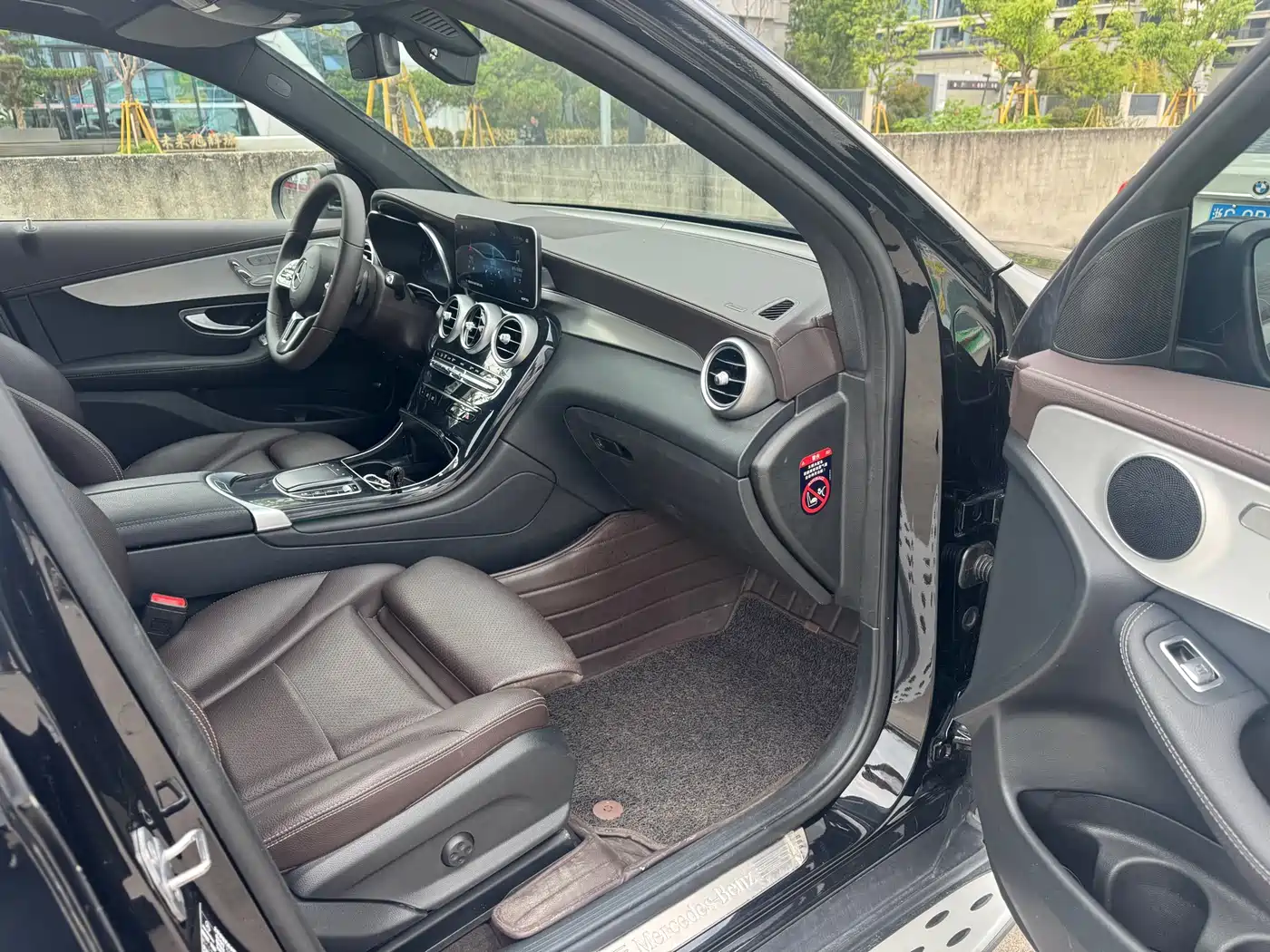 Mercedes-Benz GLC 2022 Facelift II GLC 260 L 4MATIC Sport Model фото 8