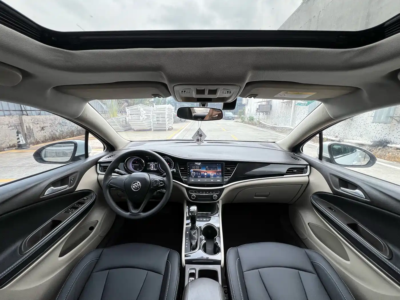 Buick Verano 2015 Sedan 15S Automatic Progressive фото 5