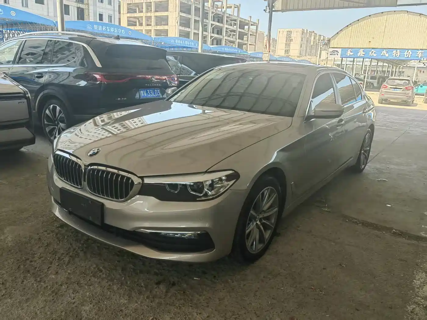 BMW 5 Series 2018 528Li Launch Special Edition
