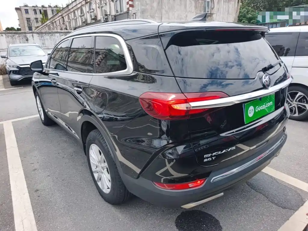 Фото 5 - Buick Enclave