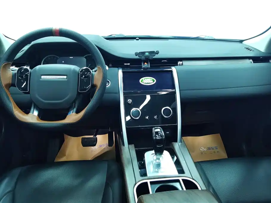Land Rover Discovery Sport 2020 200PS Family Edition фото 12
