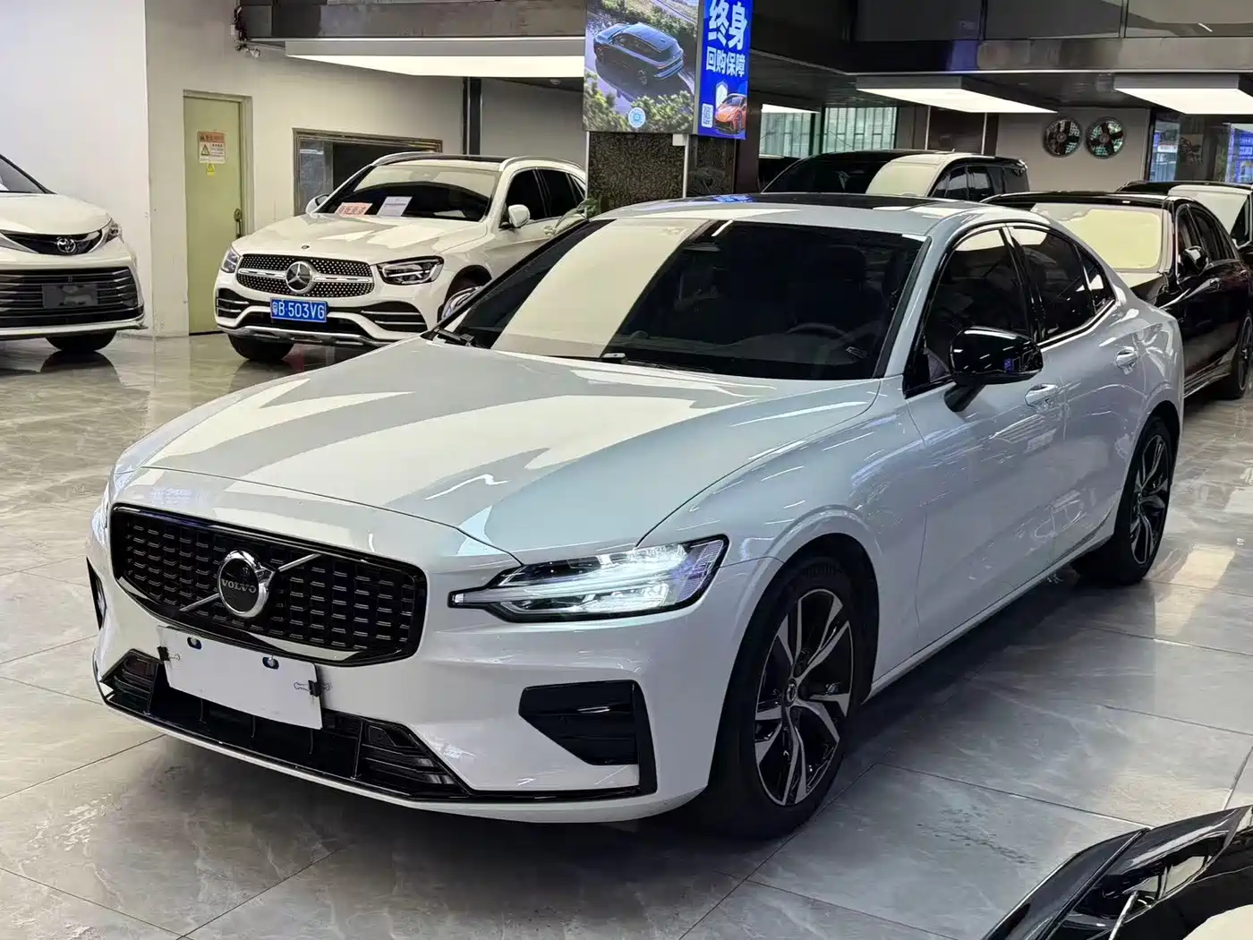 Volvo S60 2024 2025 B5 Elegance Sport Edition