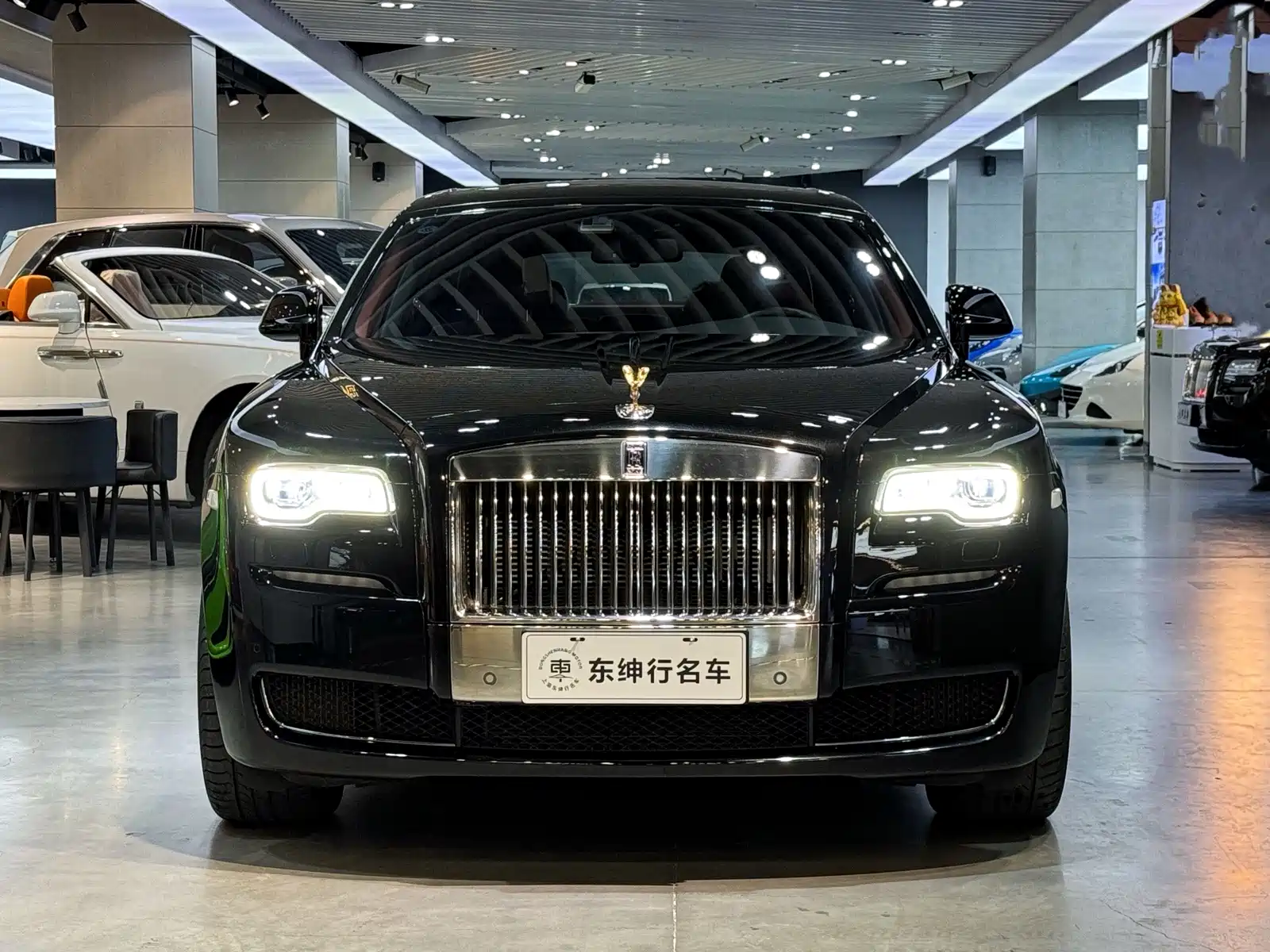 Фото 2 - Rolls-Royce Ghost