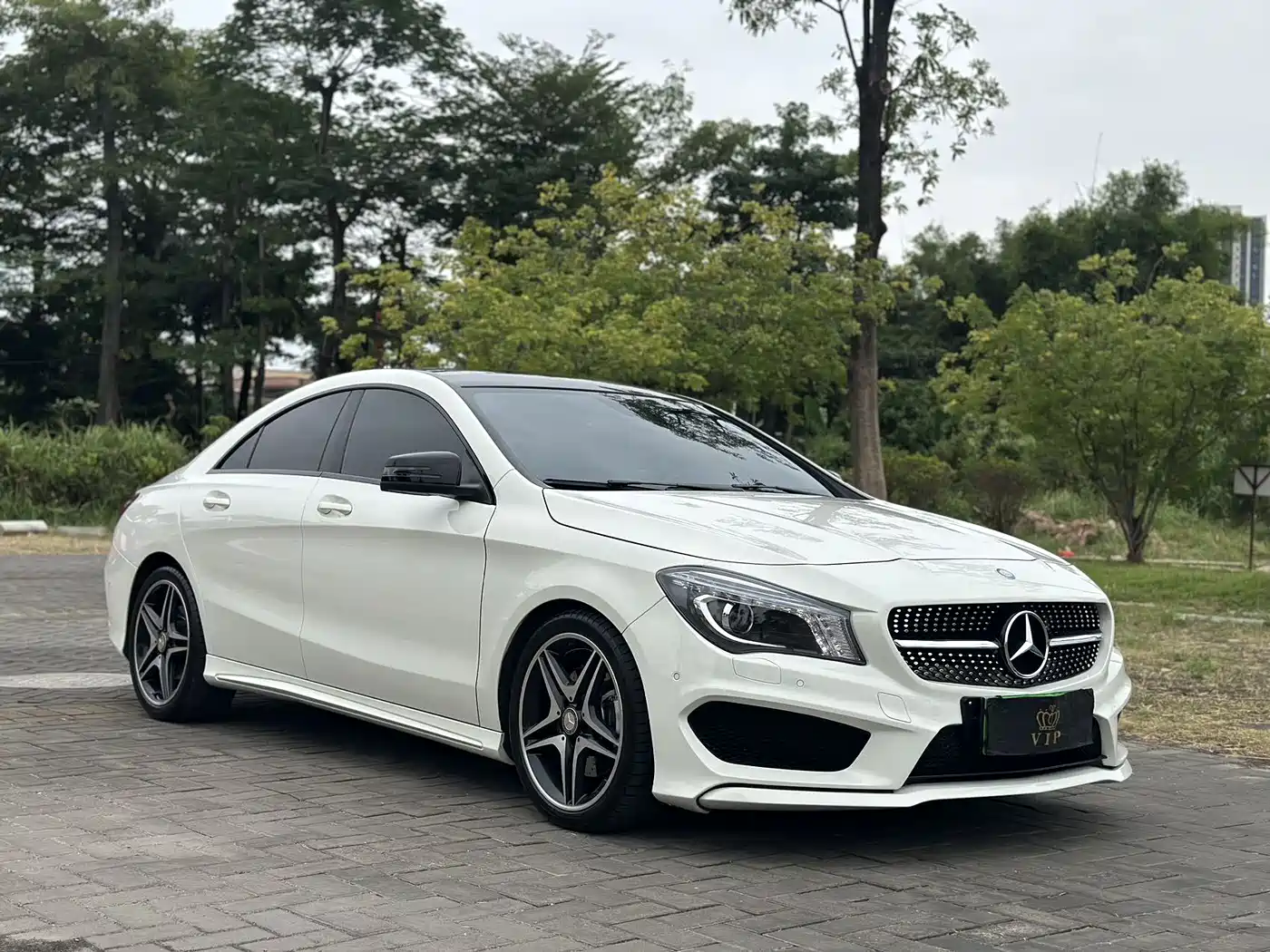 Mercedes-Benz CLA (Import) 2016 Facelift CLA 260 4MATIC фото 3