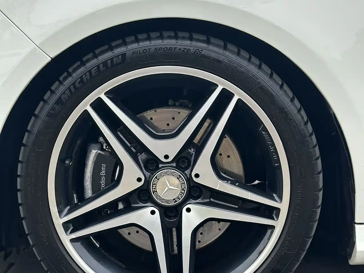 Mercedes-Benz CLA (Import) 2016 Facelift CLA 260 4MATIC фото 9