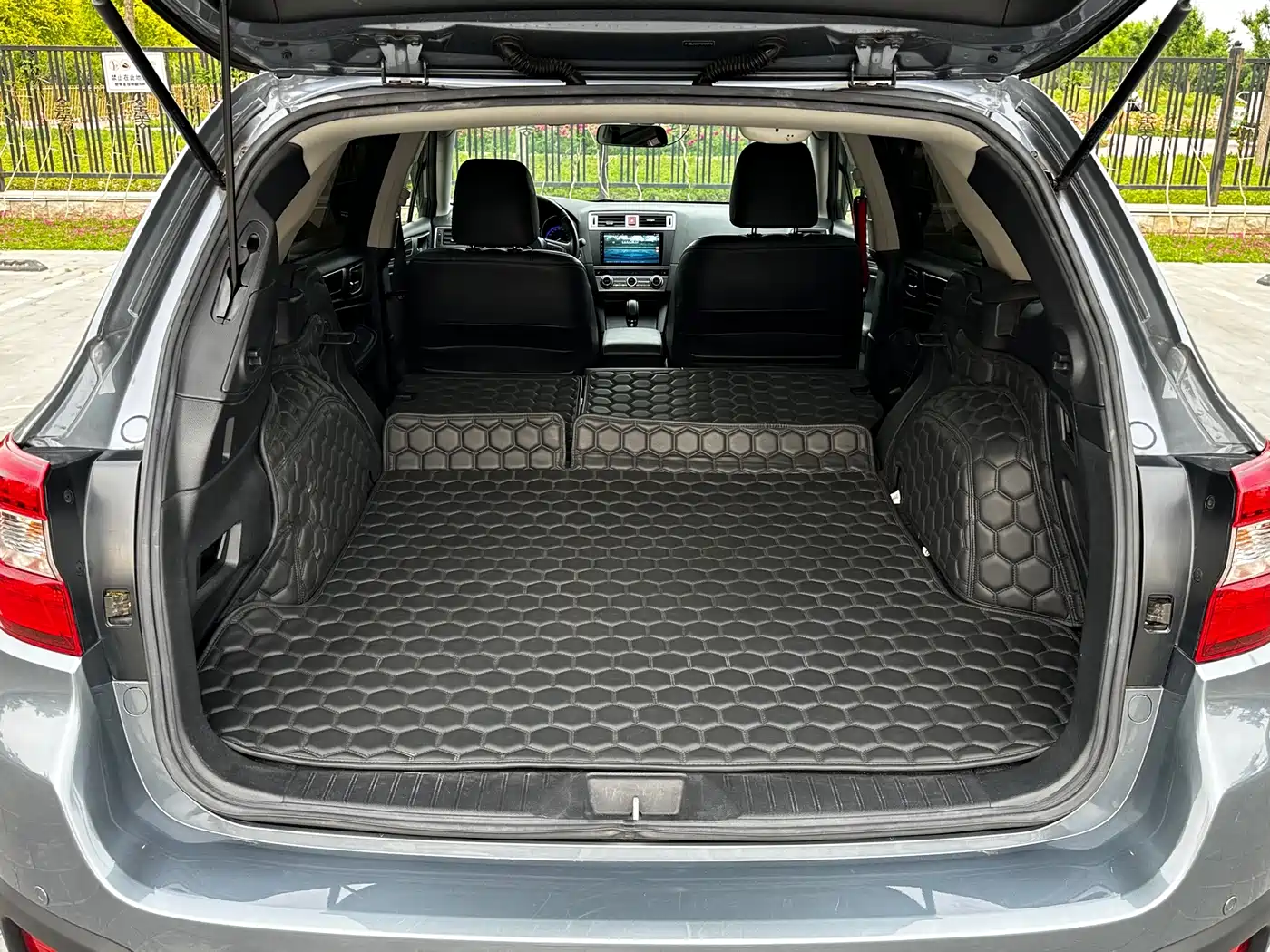 Subaru Outback 2015 2.5i Sport Navigation Edition фото 20