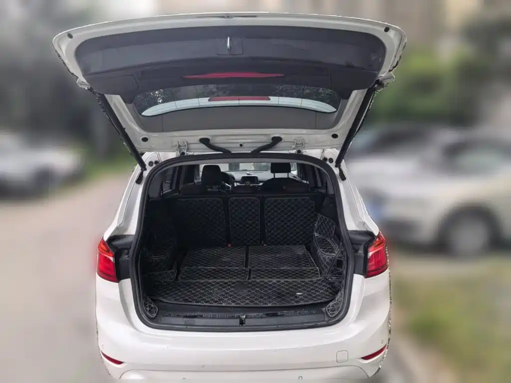 BMW 2 Series Gran Tourer 2018 2018 220i Luxury Line