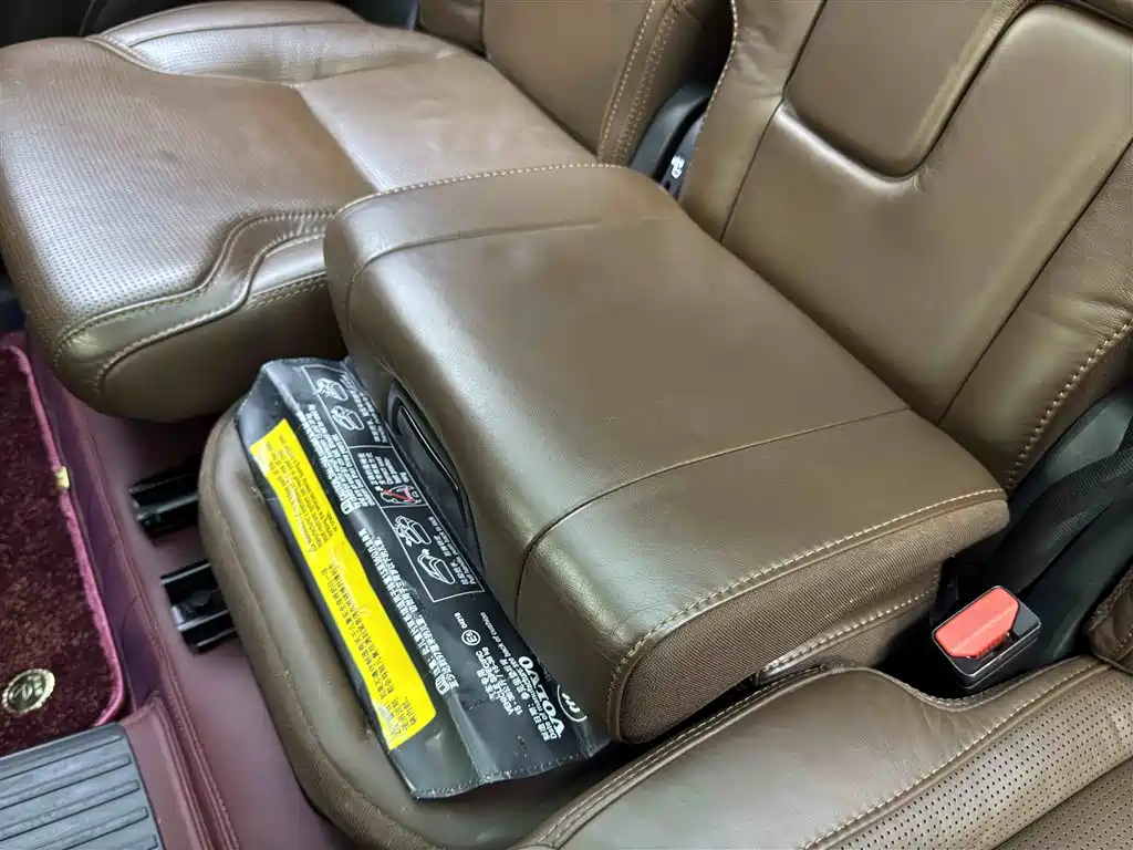 VOLVO XC90 PLUG IN HYBRID