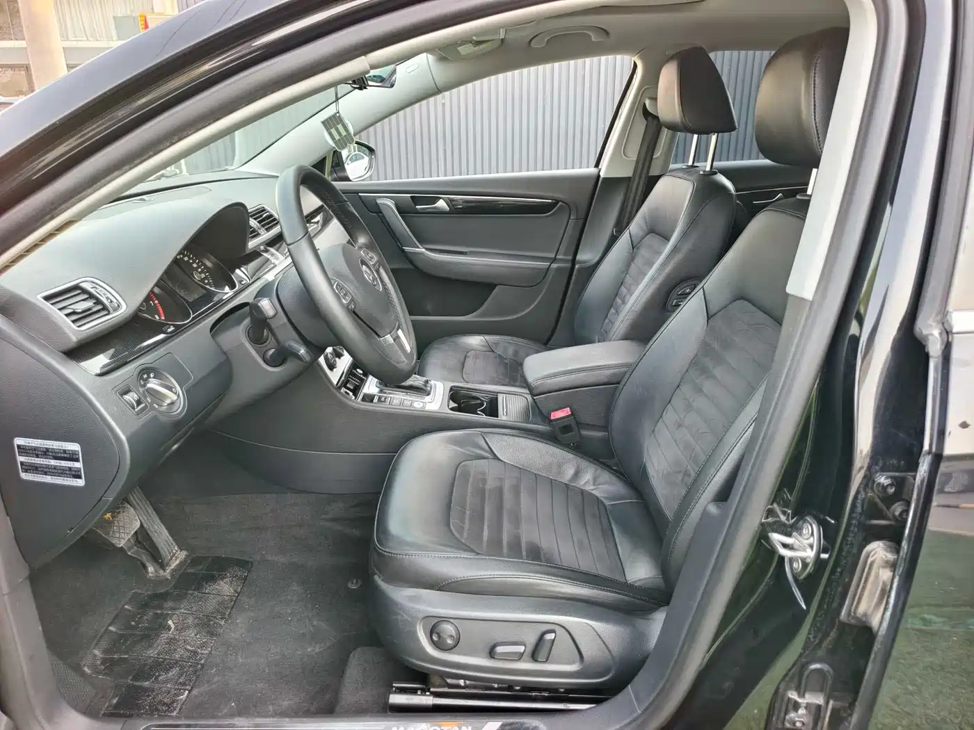 Volkswagen Magotan 2015 2.0TSI Luxury фото 6