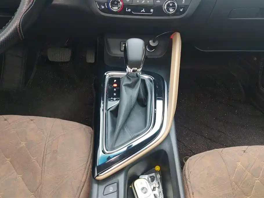 BUICK GL6