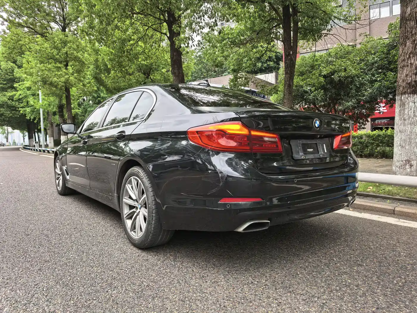 BMW 5 Series 2018 528Li Launch Special Edition фото 7