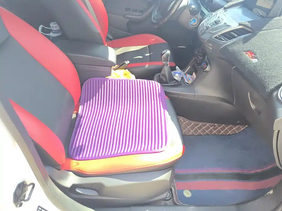 Ford Fiesta 2015 2013 Sedan 1.5L Manual Trend