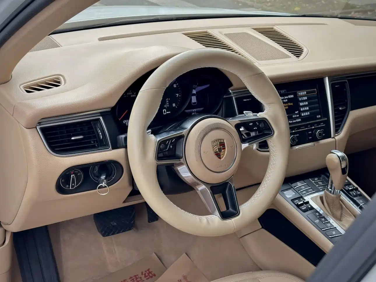 Porsche Macan 2014 Macan 2.0T фото 10