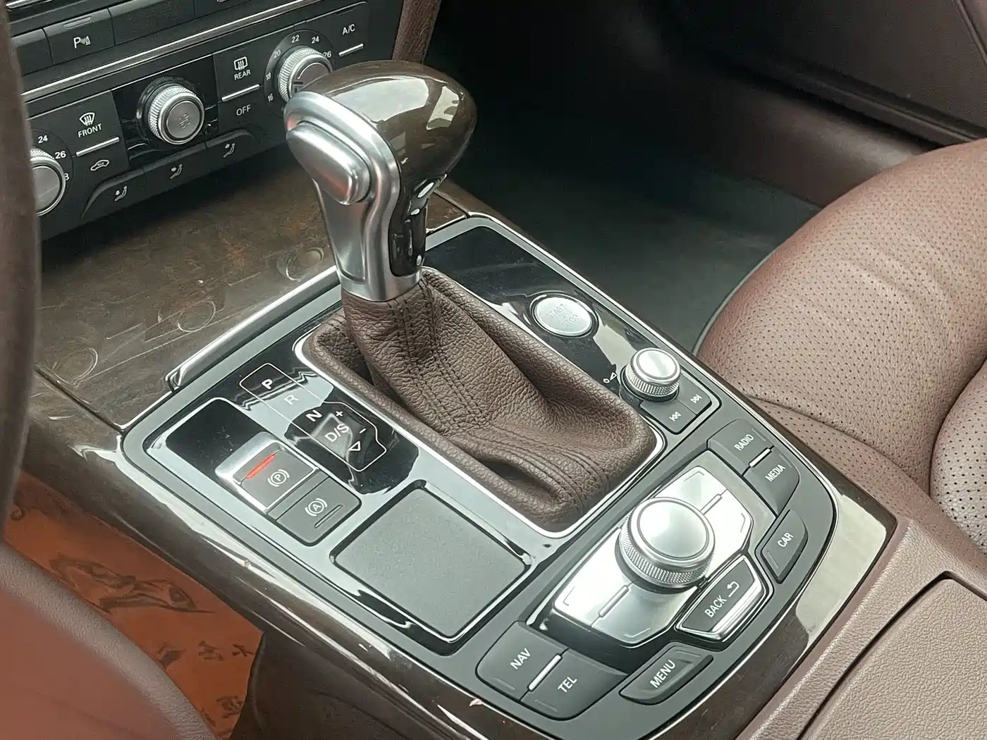 Audi A6L 2014 TFSI Standard фото 6